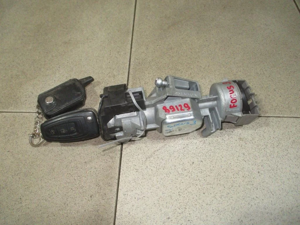 Замок зажигания Ford Focus III