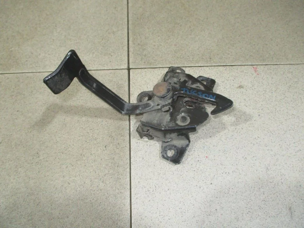 Замок капота Hyundai Tucson 2007 (JM)