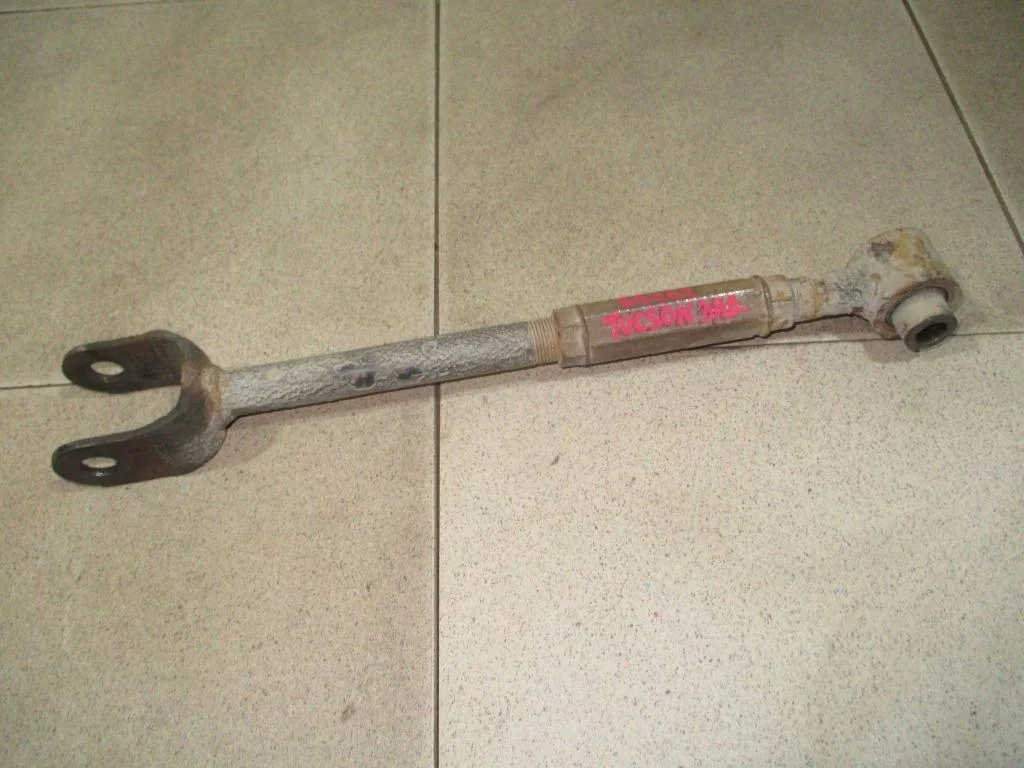 Тяга задняя продольная Hyundai Tucson 2007 (JM)