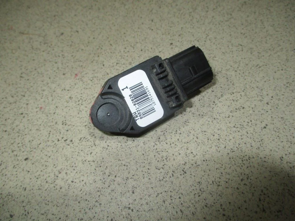 Датчик air bag Toyota Corolla E120
