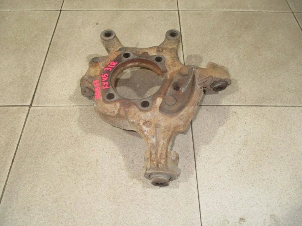 Кулак поворотный задний правый Infiniti FX/QX70 2005 (S50)