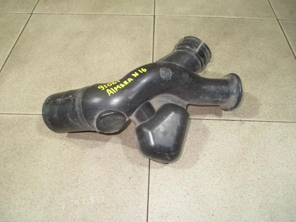 Воздуховод Nissan Almera (N16)