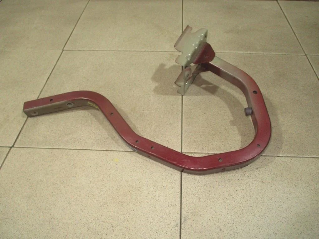 Петля крышки багажника Nissan Almera 2005 (N16)