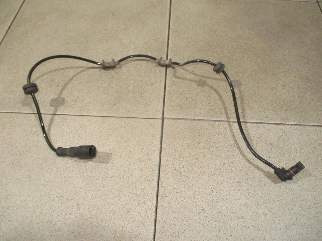 Датчик abs передний SsangYong Kyron 2008 DJ