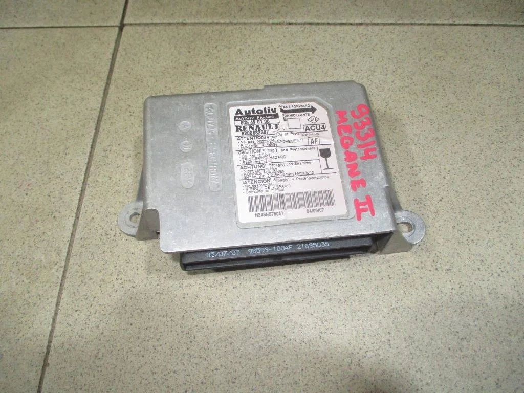 Блок управления air bag Renault Megane 2 2007