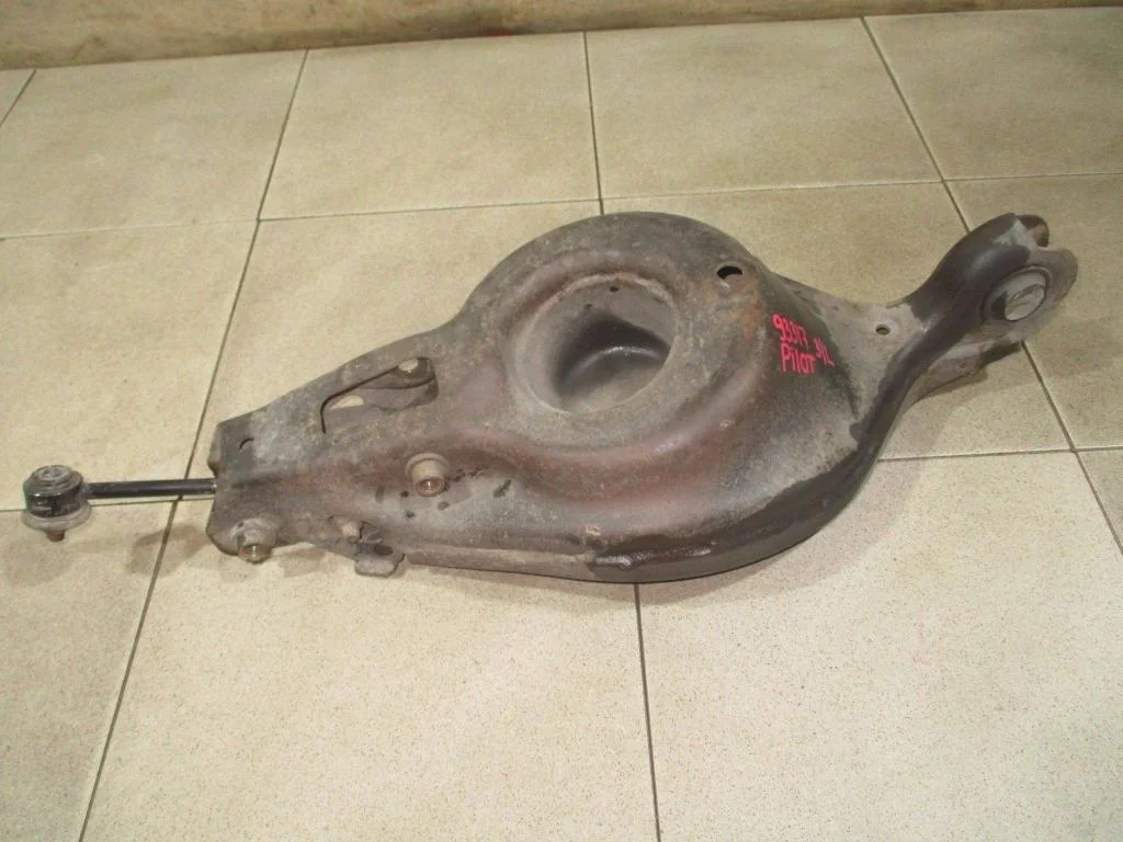 Рычаг задний поперечный левый Honda Pilot 2 2008 YF