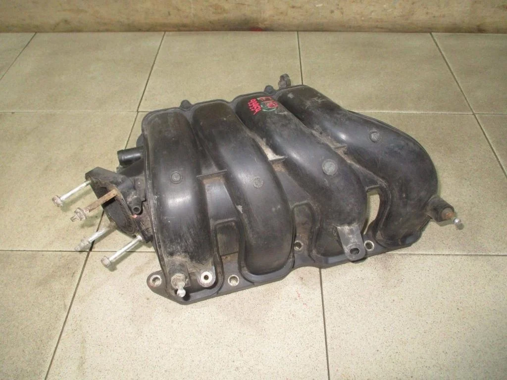 Коллектор впускной Toyota Corolla (E150)