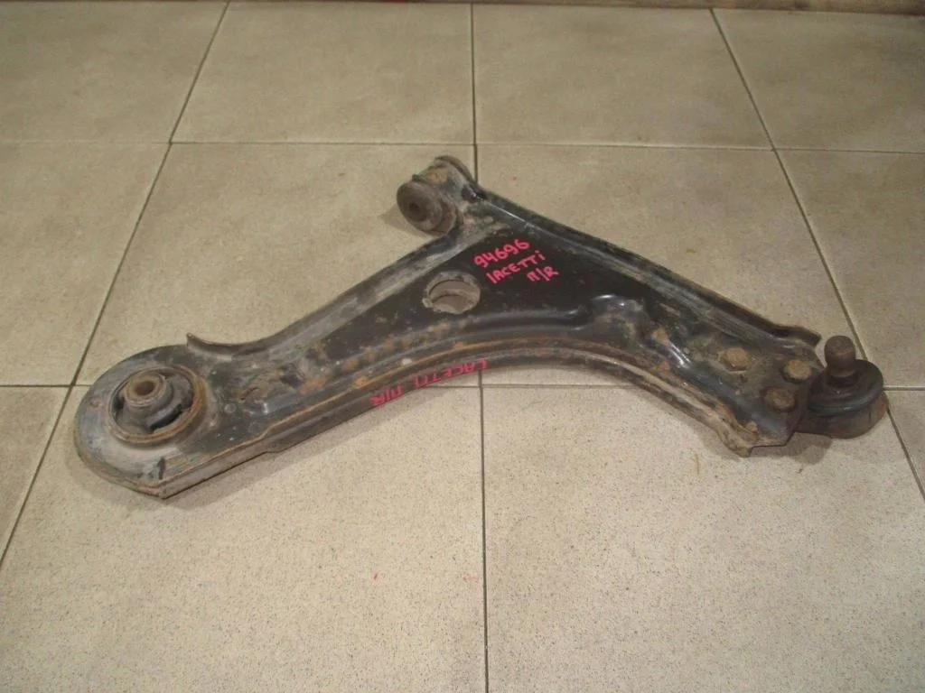 Рычаг передний правый Chevrolet Lacetti J200