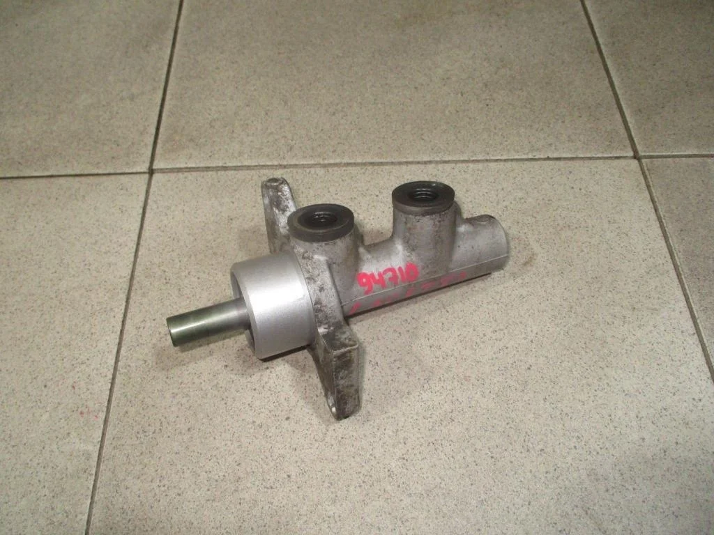 Цилиндр тормозной главный Chevrolet Lacetti J200