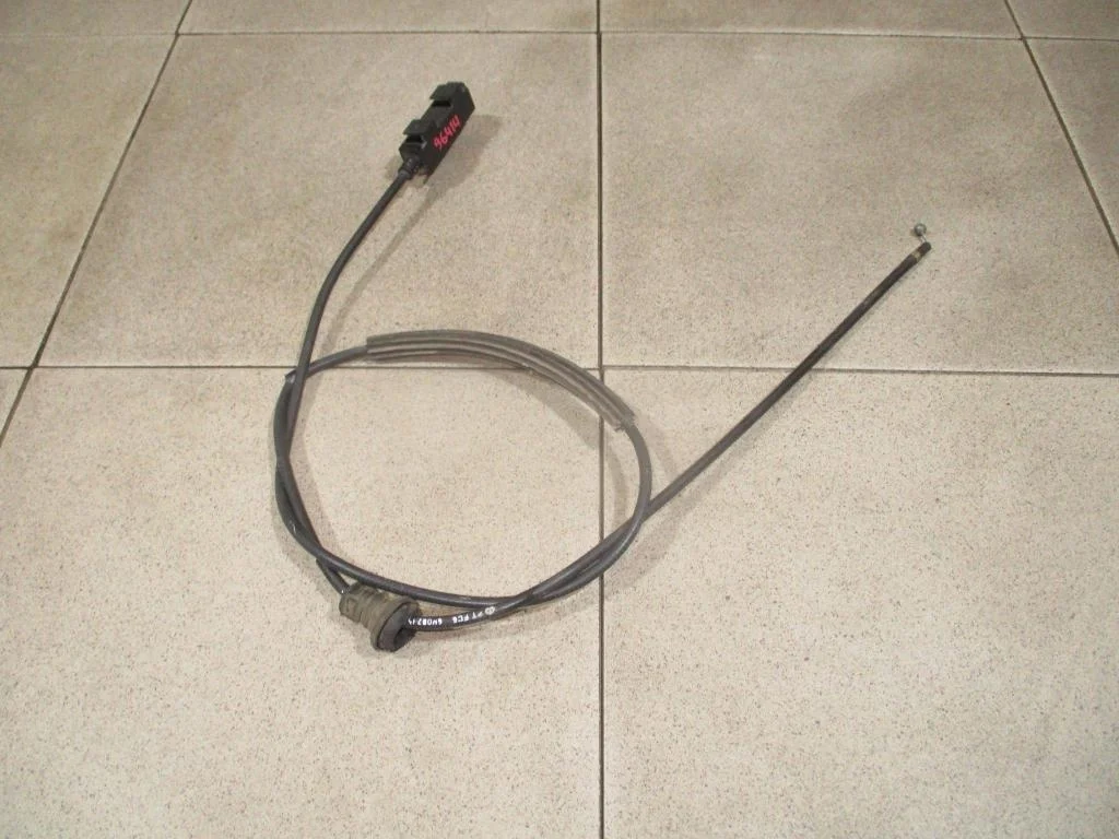 Трос открывания капота Volkswagen Polo 5 2017