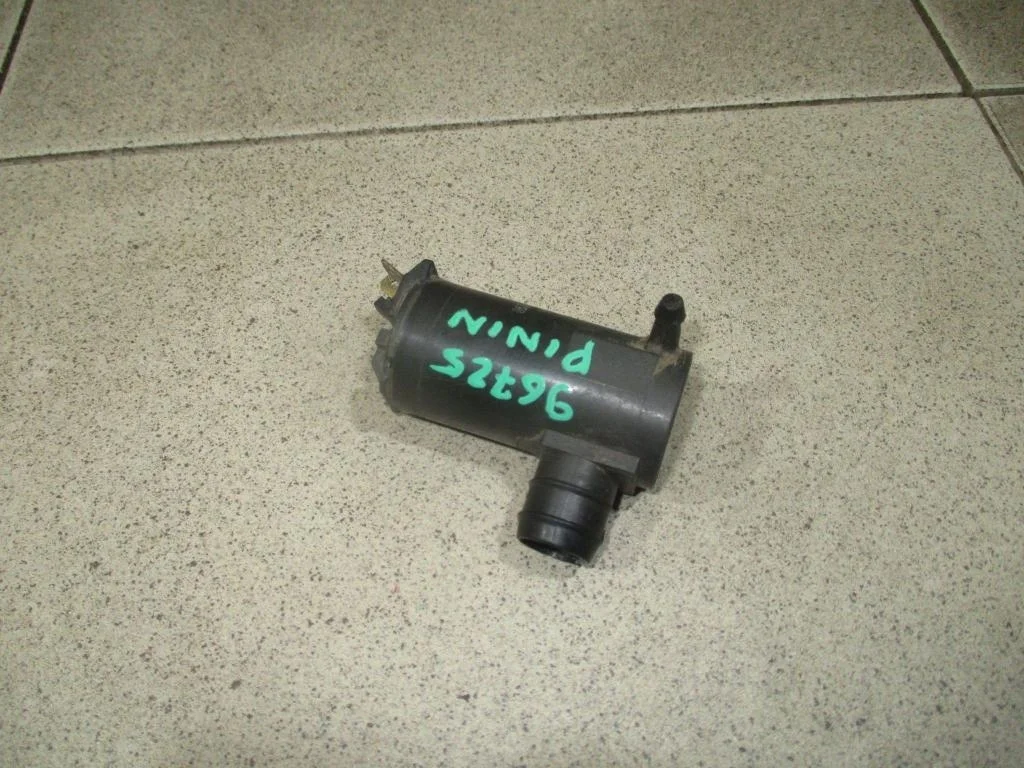 Насос омывателя Mitsubishi Pajero Pinin