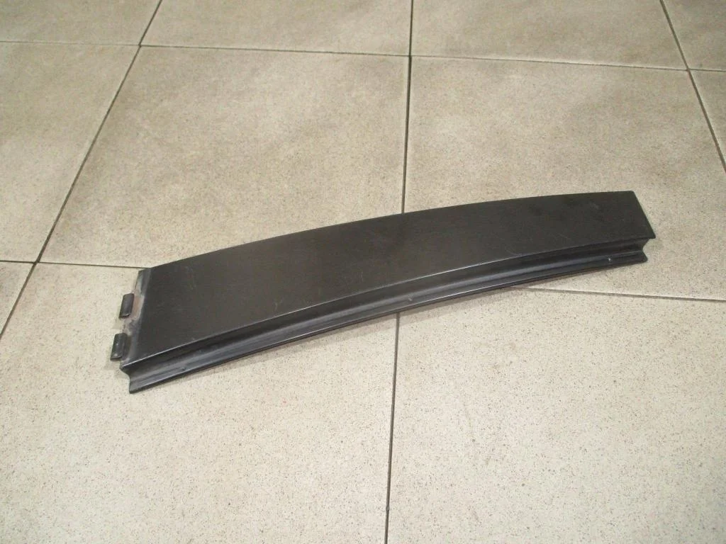 Накладка двери задней правой Volkswagen Passat 2008 (B6)