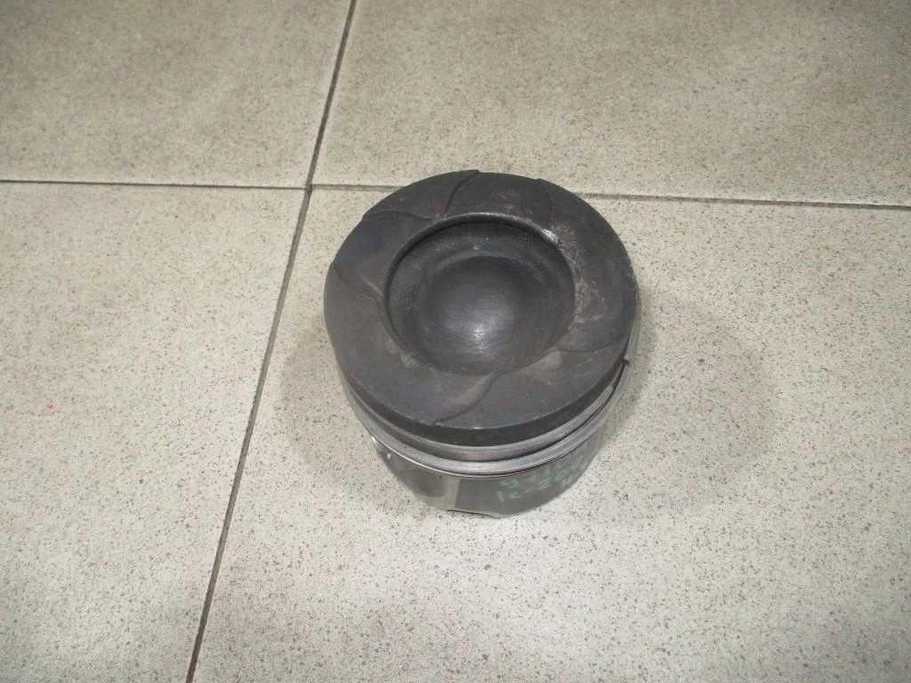 Поршень Toyota Land Cruiser 2008 J200