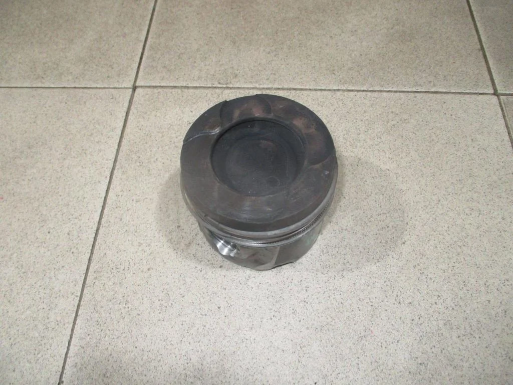 Поршень Toyota Land Cruiser 2008 J200