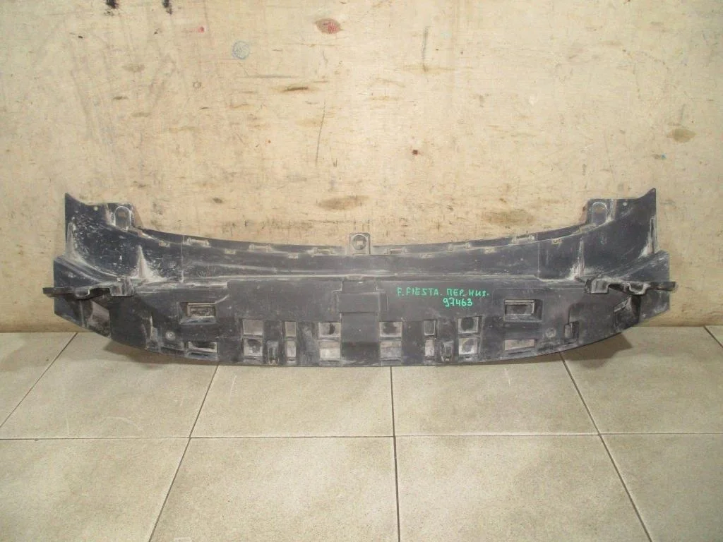Воздуховод радиатора нижний Ford Fiesta 2008 VI
