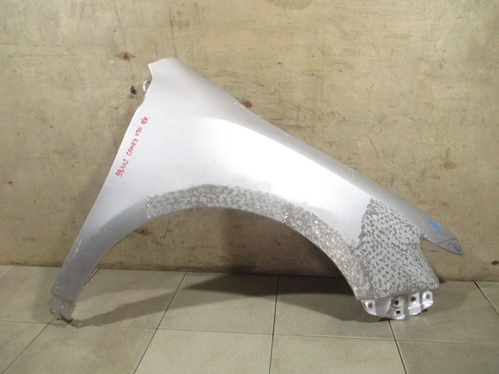 Крыло переднее правое Toyota Camry XV50