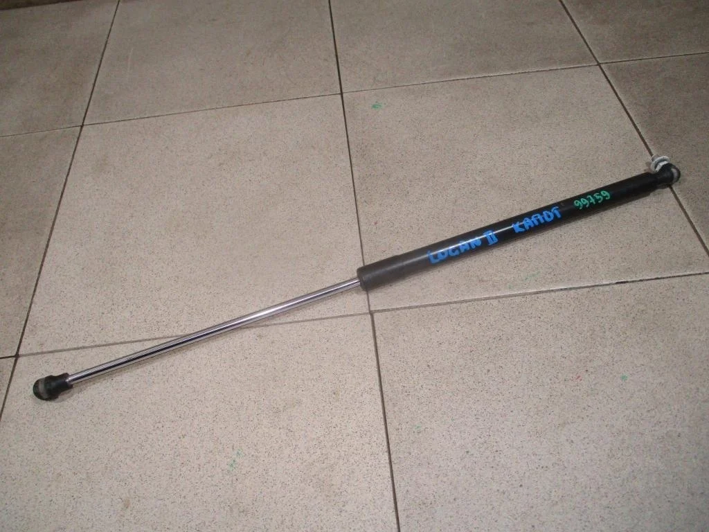 Амортизатор капота Renault Logan 2 L52