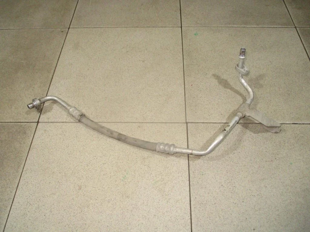 Трубка кондиционера Renault Logan 2