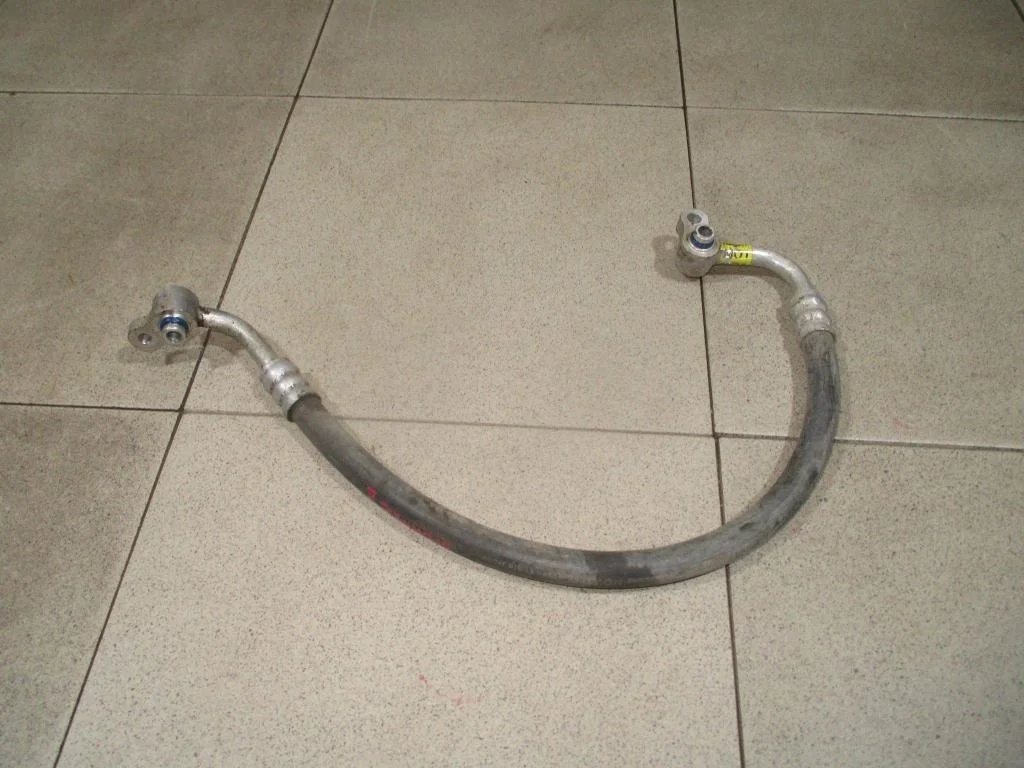 Трубка кондиционера Kia Sportage 2 2007 (KM)