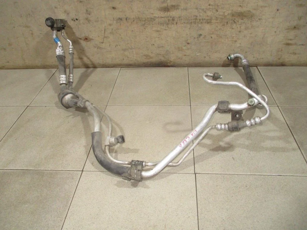 Трубка кондиционера Kia Ceed 1 2007