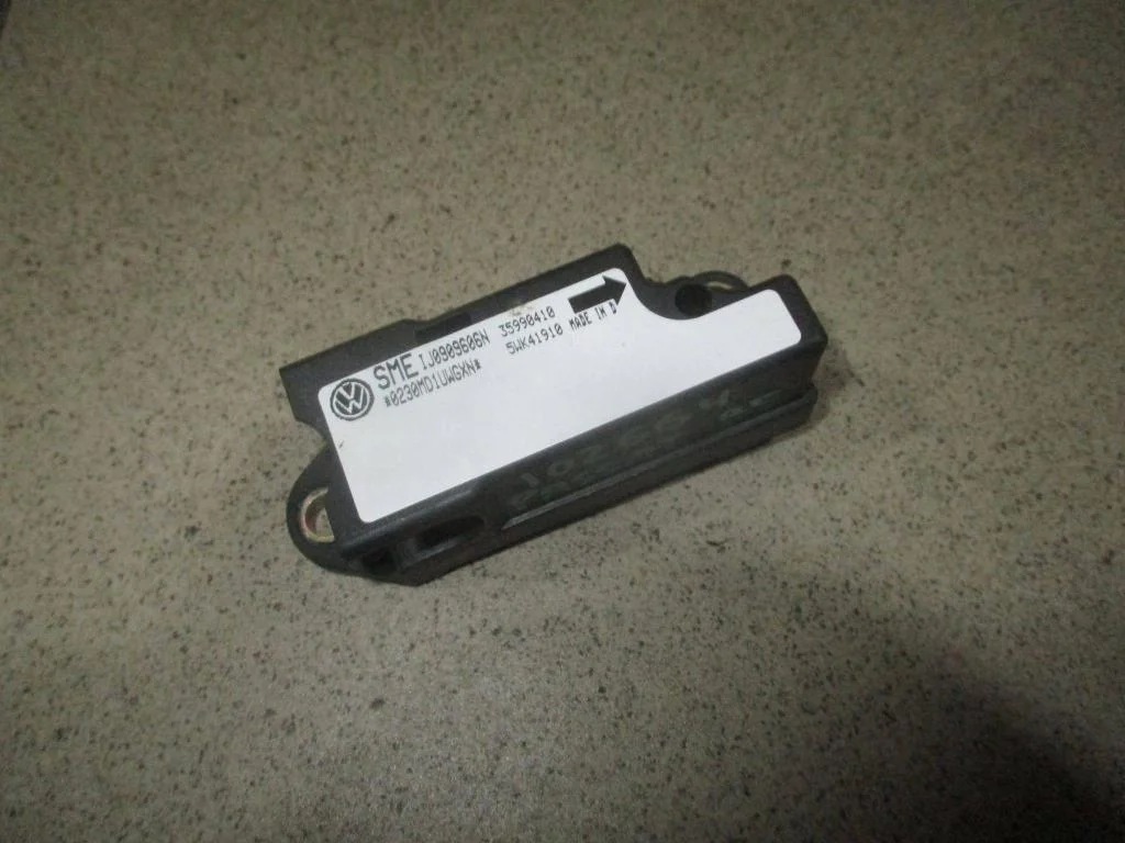 Датчик air bag Volkswagen Passat 1999 B5