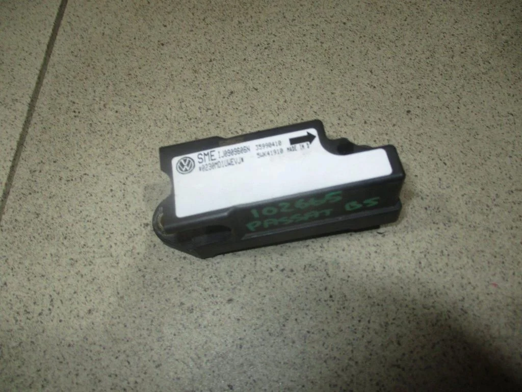 Датчик air bag Volkswagen Passat 1999 B5
