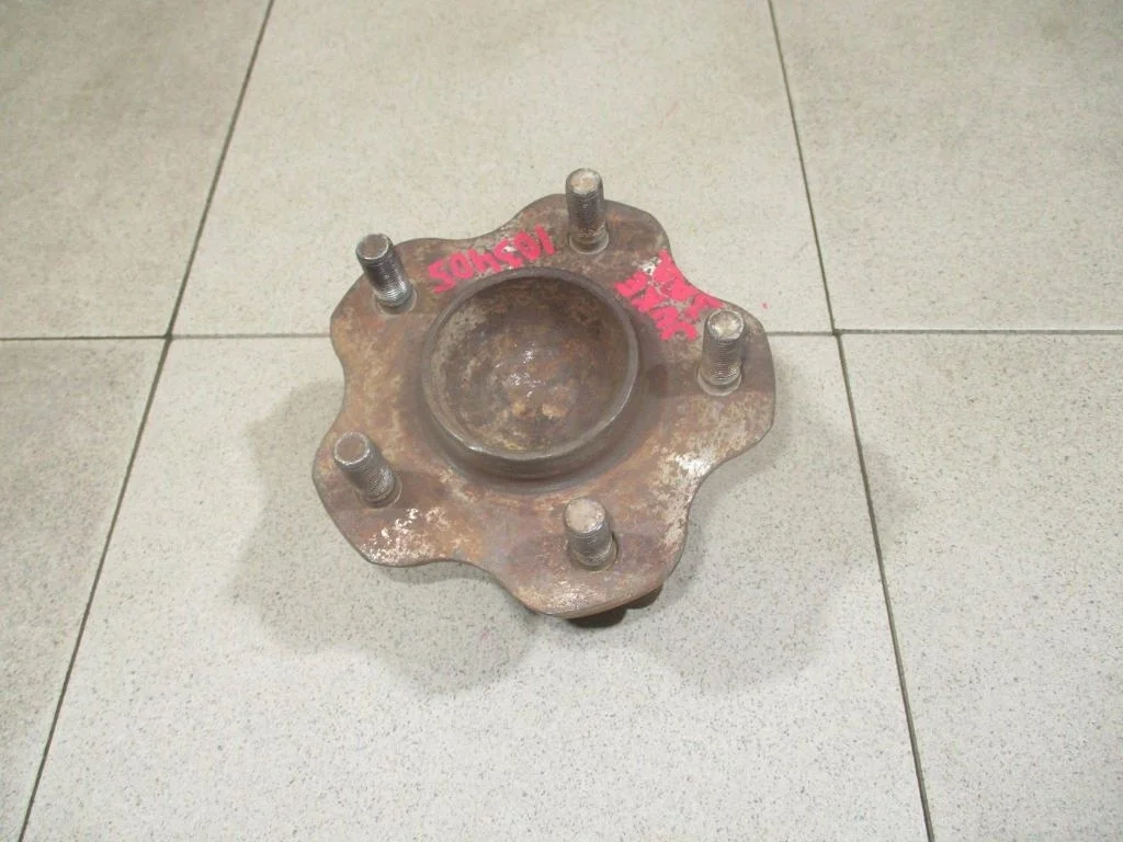 Ступица задняя Nissan Juke F15