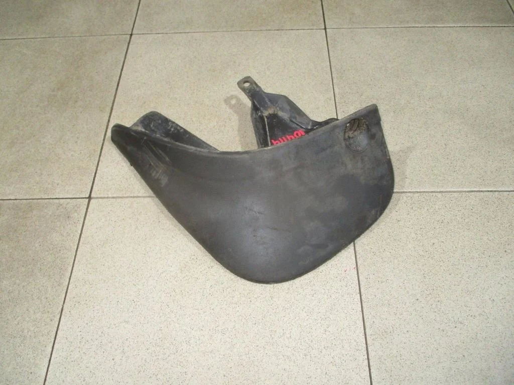 Брызговик задний левый Hyundai Tucson (JM)