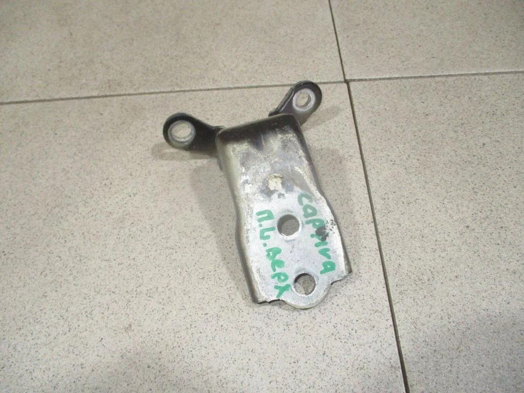 Петля двери передней Chevrolet Captiva (C100)
