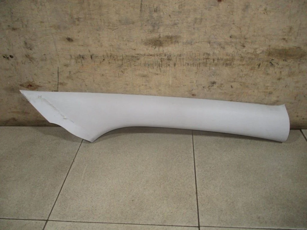 Обшивка стойки Volkswagen Polo 5