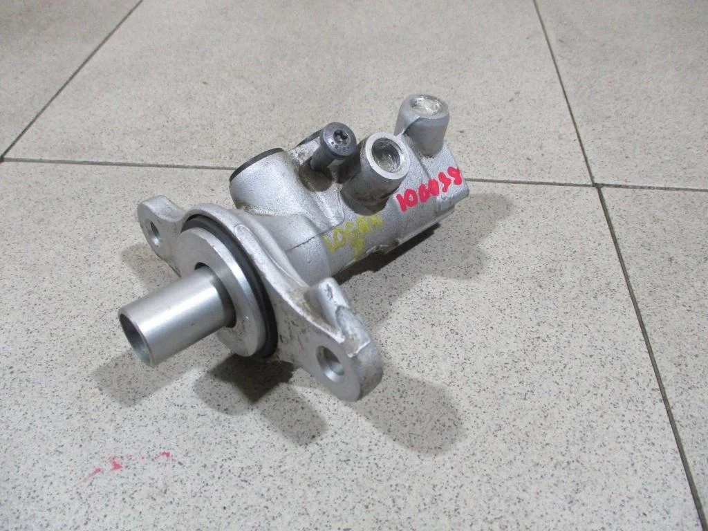 Цилиндр тормозной главный Renault Logan 2 L52