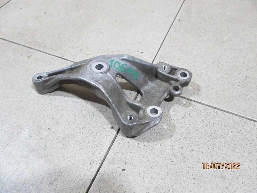 Кронштейн кондиционера Peugeot 308 T7