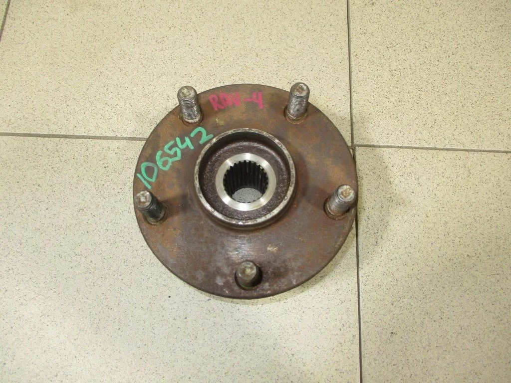 Ступица передняя Toyota RAV4 A30