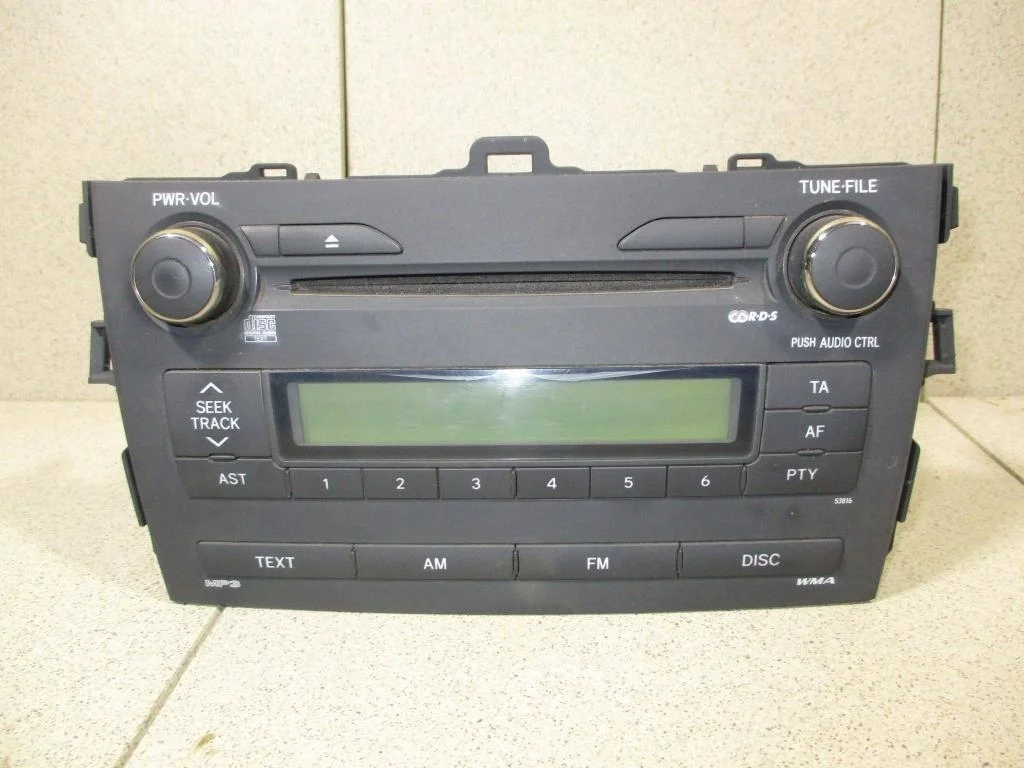 Магнитола Toyota Corolla (E150)