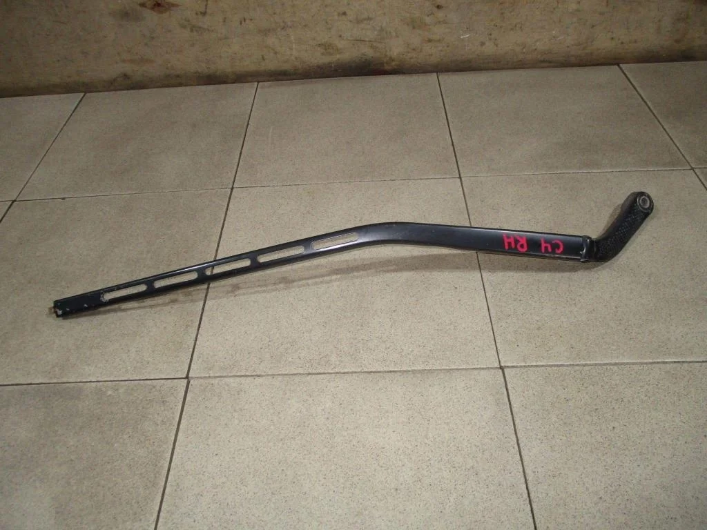 Поводок стеклоочистителя передний правый Citroen C4 2007