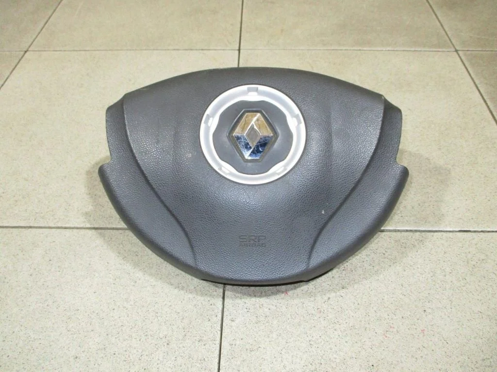 Подушка безопасности в руль Renault Logan I