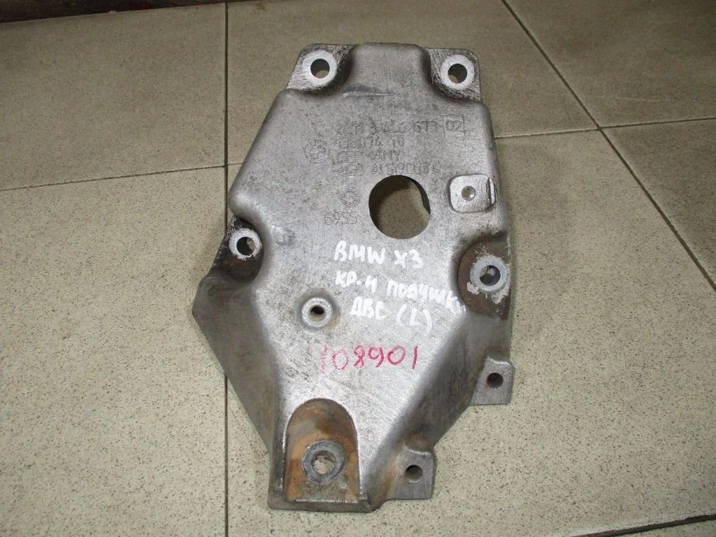 Кронштейн двигателя левый BMW X3 2008 E83