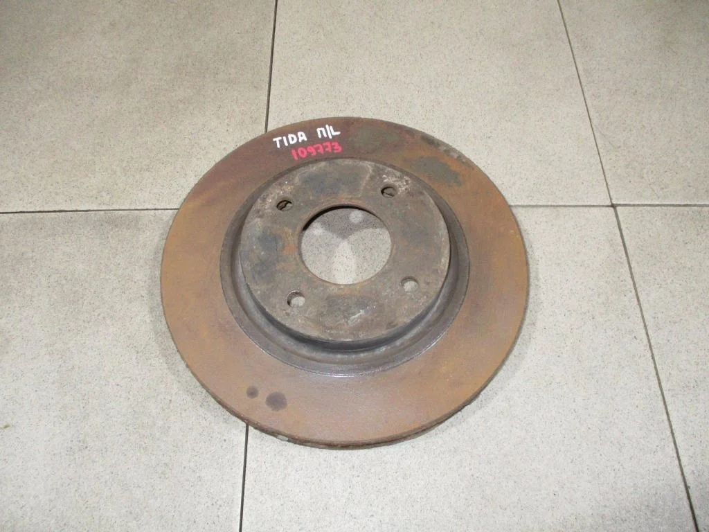 Диск тормозной передний вентилируемый Nissan Tiida 2012 (C11)