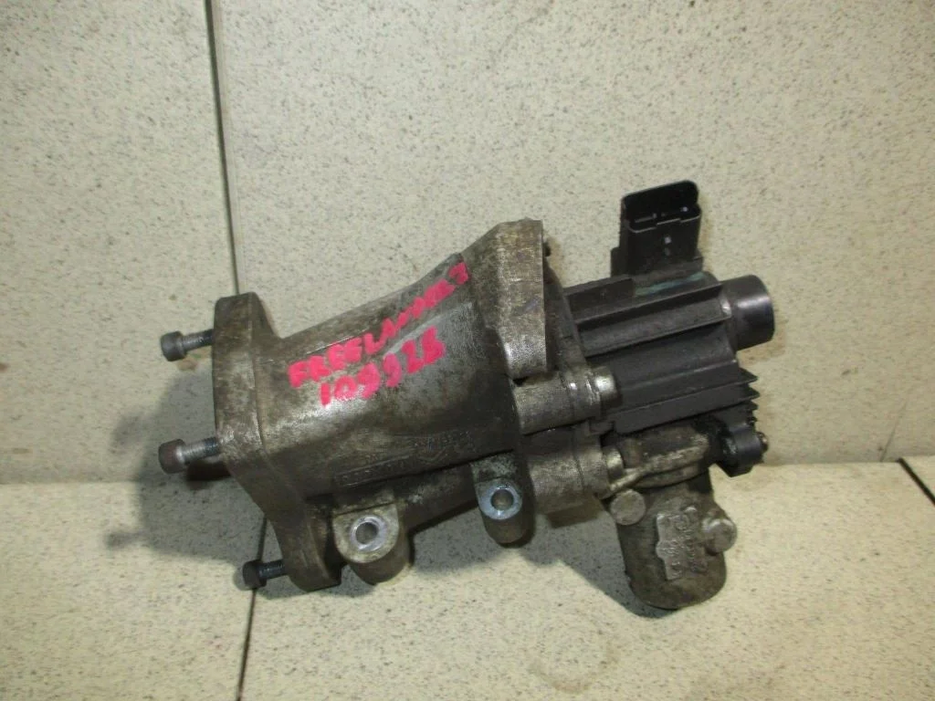 Клапан рециркуляции выхлопных газов Land Rover Freelander 2 2008 L359