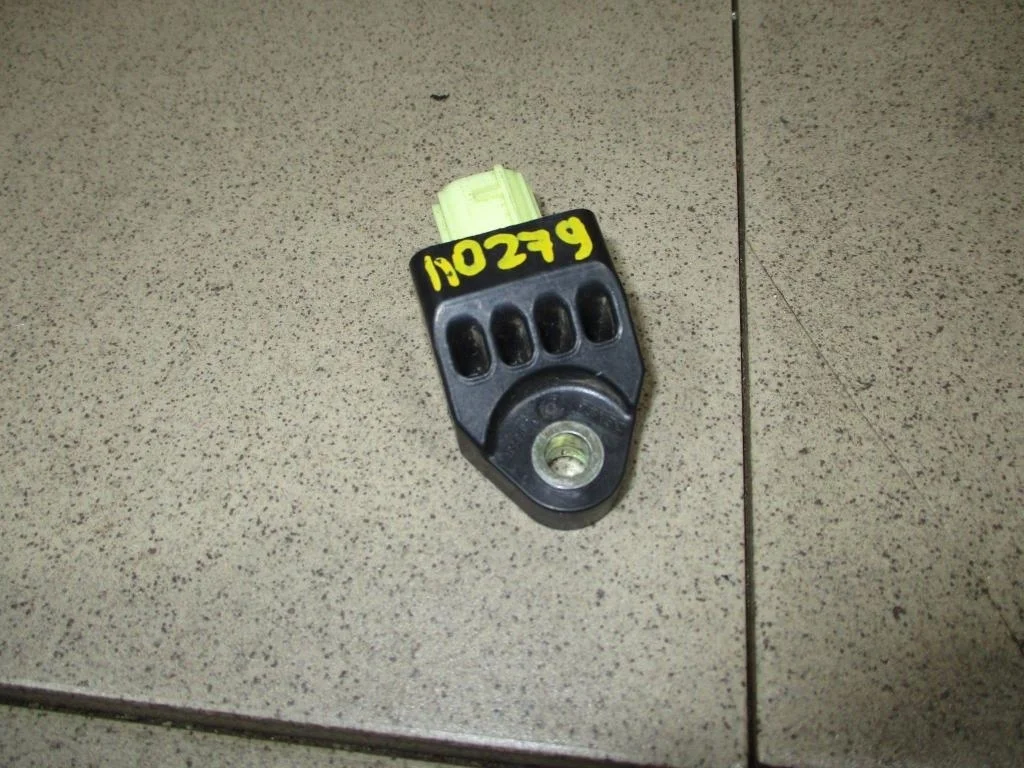 Датчик air bag Toyota Camry XV40