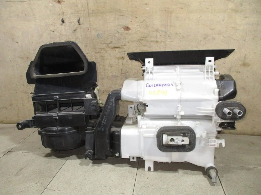 Корпус отопителя Mitsubishi Outlander 1 2007 CU