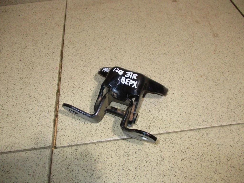 Петля двери задней правой верхняя Toyota Land Cruiser Prado J120