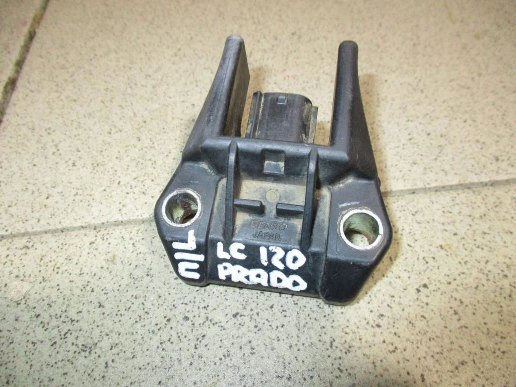 Датчик air bag Toyota Land Cruiser Prado 120