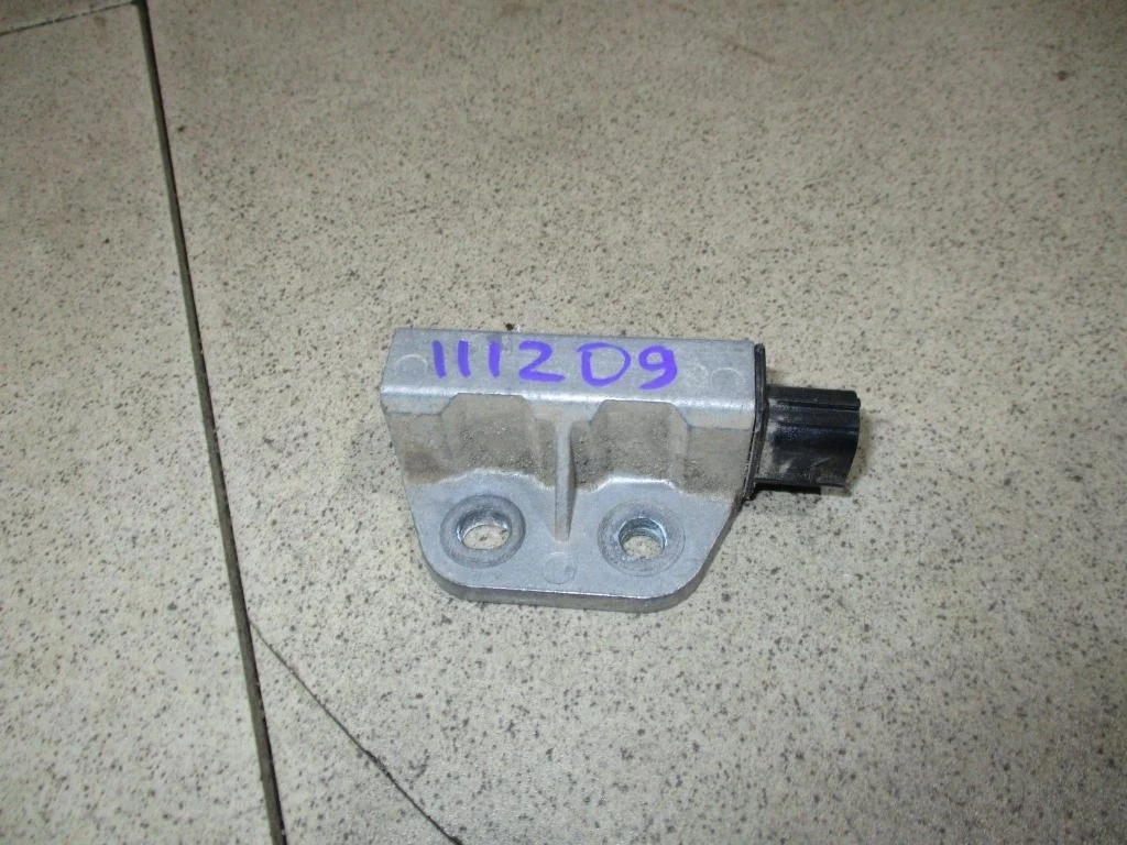 Датчик air bag Nissan Tiida 2012 C11