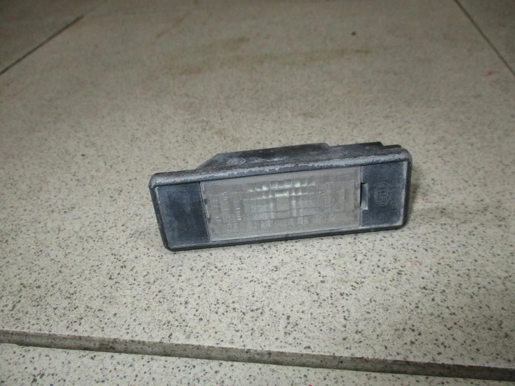 Фонарь подсветки номера Peugeot 308 T7