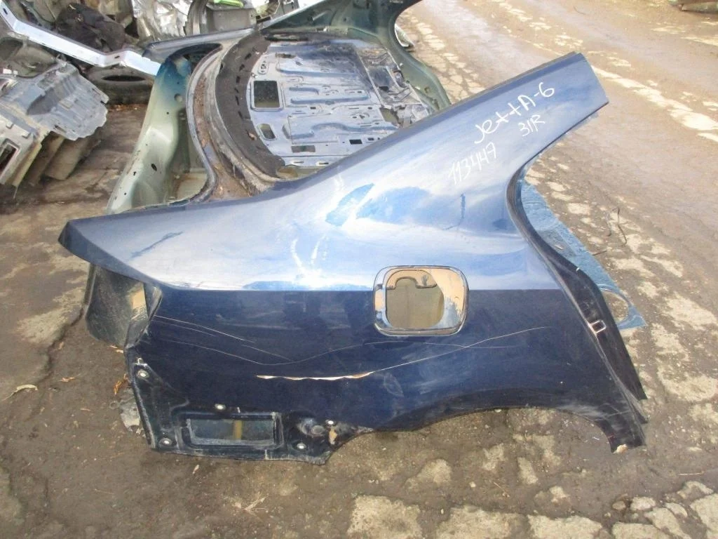 Крыло заднее правое Volkswagen Jetta (A6)