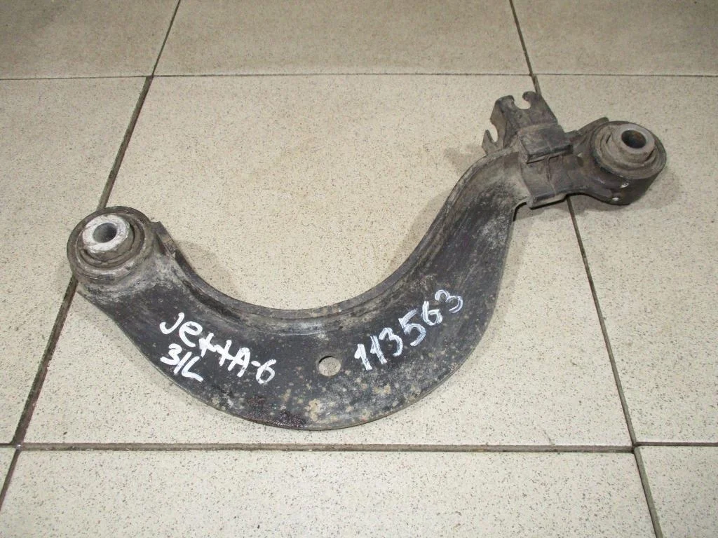 Рычаг задний верхний Volkswagen Jetta (A6)