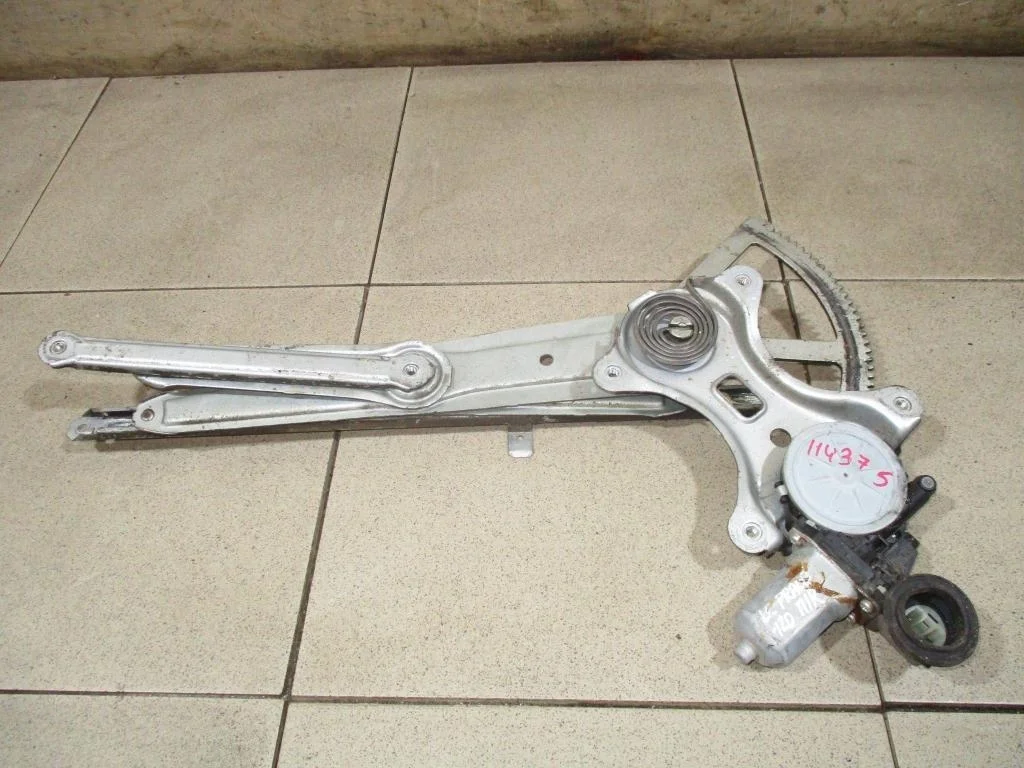 Стеклоподъемник электр. передний правый Toyota Land Cruiser Prado 120