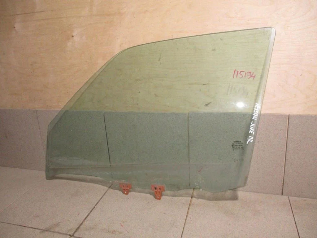 Стекло двери передней левой Nissan Juke 2011 (F15)