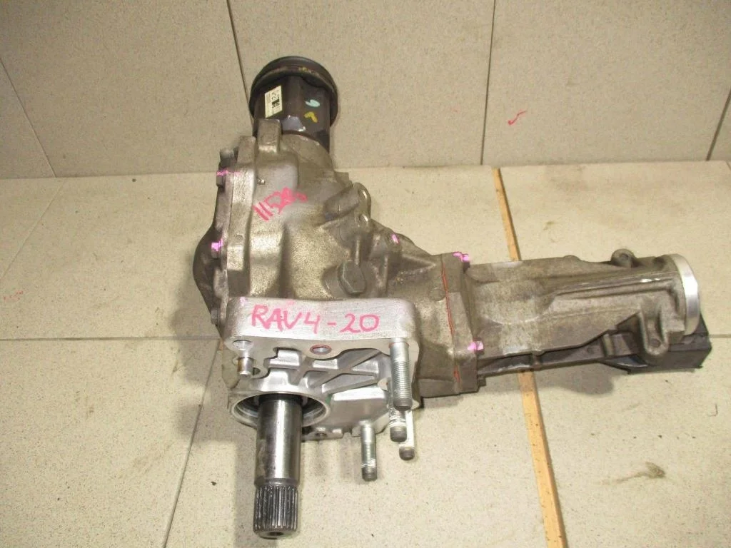 Коробка раздаточная Toyota Voxy R60